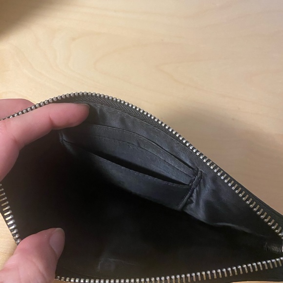 Guess wristlet wallet - Picture 2 of 2